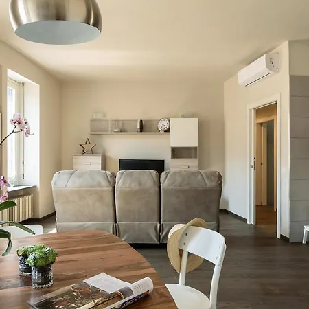 Apartament Numero Due Piazza Mazzini - Bymyhomeincomo